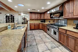 3033 N Pantano Rd, Tucson, AZ 85750 - Photo 10