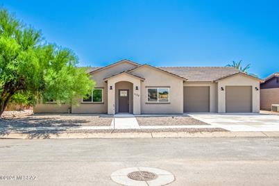 1170 N La Canoa, Green Valley, AZ 85614 - Photo 1