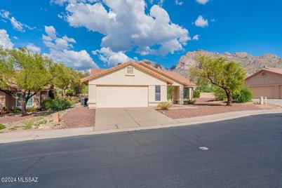 9950 N Roxbury Drive Drive, Tucson, AZ 85737 - Photo 1