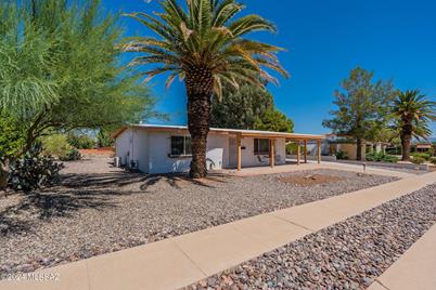 141 E El Naranjo, Green Valley, AZ 85614 - Photo 1