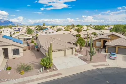 9148 N Ingrid Place, Tucson, AZ 85743 - Photo 2