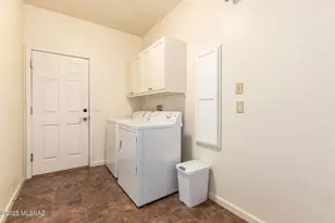 9148 N Ingrid Pl, Tucson, AZ 85743 - Photo 36