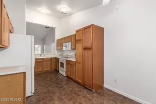 9148 N Ingrid Pl, Tucson, AZ 85743 - Photo 24