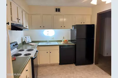 6352 N Barcelona Lane #106, Tucson, AZ 85704 - Photo 2