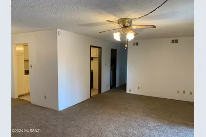 6352 N Barcelona Lane #106, Tucson, AZ 85704 - Photo 1