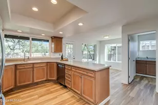 11421 E Holster Dr, Tucson, AZ 85749 - Photo 10