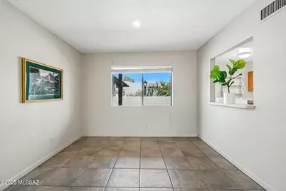 5578 N La Casita Drive, Tucson, AZ 85718 - Photo 8