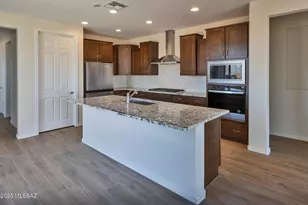 7988 S Sonoran Oak Dr, Tucson, AZ 85747 - Photo 16