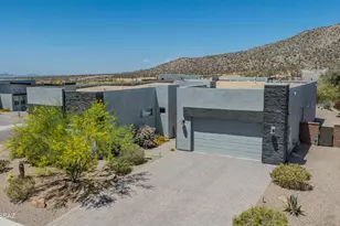 7082 W Patina Dr, Marana, AZ 85658 - Photo 2