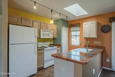 3788 S Paseo De Los Nardos, Green Valley, AZ 85614 - Photo 10