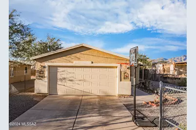 808 W Calle Sierra, Tucson, AZ 85705 - Photo 1