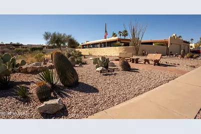 1101 W Circulo Del Norte, Green Valley, AZ 85614 - Photo 1