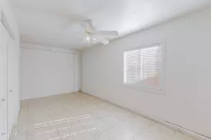 5352 S Carriage Hills Dr, Tucson, AZ 85746 - Photo 6