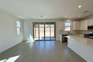 7842 S Star Wash Loop, Tucson, AZ 85757 - Photo 2
