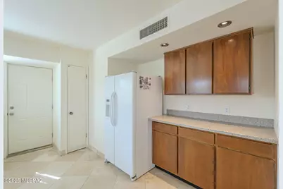 568 W Paseo Solana, Green Valley, AZ 85614 - Photo 10