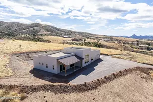 109 Red Mountain Ct, Patagonia, AZ 85624 - Photo 34