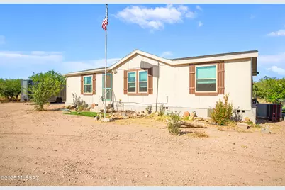 1895 N George Patton Road, Huachuca City, AZ 85616 - Photo 1