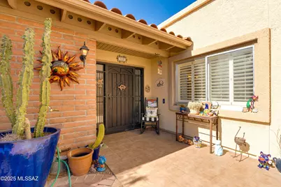 1488 W Via De Roma, Green Valley, AZ 85622 - Photo 2