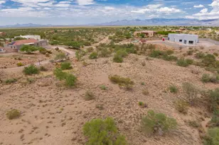 530 Margo Dr, Vail, AZ 85641 - Photo 4