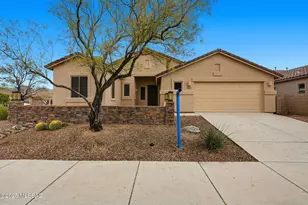 12692 N Sunrise Shadow Dr, Marana, AZ 85658 - Photo 2