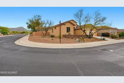 12692 N Sunrise Shadow Drive, Marana, AZ 85658 - Photo 4