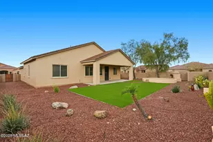 12692 N Sunrise Shadow Dr, Marana, AZ 85658 - Photo 10