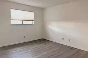 471 W Yucca Ct, Tucson, AZ 85704 - Photo 8