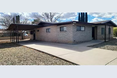 1002 E Mescal Drive, Pearce, AZ 85625 - Photo 1