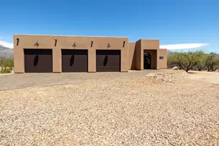 9059 E Bear Canyon Pl, Tucson, AZ 85749 - Photo 2
