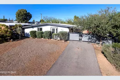 110 S Ave B, San Manuel, AZ 85631 - Photo 2