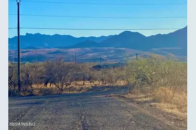 1830 Via Nueva Zelandia #-, Rio Rico, AZ 85648 - Photo 1