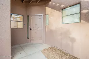 6655 N Canyon Crest Dr, Tucson, AZ 85750 - Photo 8