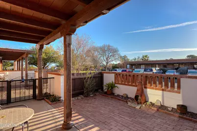 146 S Paseo Tierra #APT B, Green Valley, AZ 85614 - Photo 6