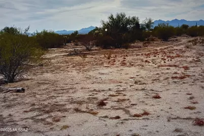 38790 Gavin Drive, Marana, AZ 85658 - Photo 2