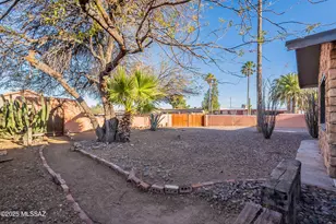 2671 W Tolosa Cir, Tucson, AZ 85746 - Photo 12