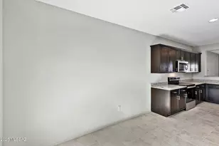 852 W Calle El Teclado, Sahuarita, AZ 85629 - Photo 8