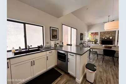 5848 N Bright Star Drive, Tucson, AZ 85718 - Photo 10