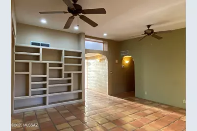 1701 S Palm Springs Circle, Tucson, AZ 85710 - Photo 4