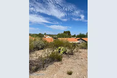 2223 Quail Hollow Drive #71, Tucson, AZ 85710 - Photo 2