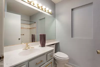 1336 S Desert Meadows Circle, Green Valley, AZ 85614 - Photo 18