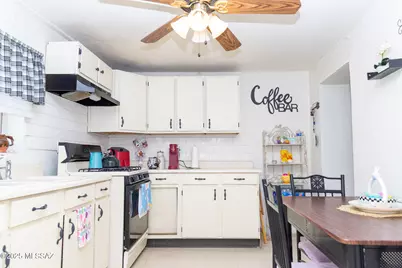 925 N Santa Cruz Street, Nogales, AZ 85621 - Photo 10