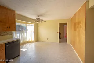 3923 W Thompson Rd, Elfrida, AZ 85610 - Photo 16