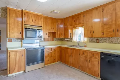 3923 W Thompson Road, Elfrida, AZ 85610 - Photo 14