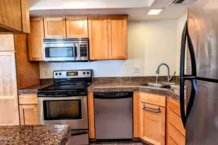 6651 N Campbell Ave, Tucson, AZ 85718 - Photo 10