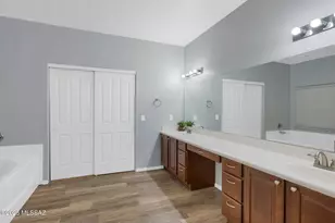 8274 N Rocky Brook Dr, Tucson, AZ 85743 - Photo 12