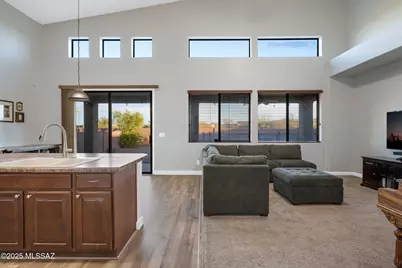 8274 N Rocky Brook Drive, Tucson, AZ 85743 - Photo 14
