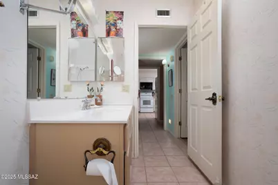832 W Calle Del Regalo, Green Valley, AZ 85614 - Photo 22