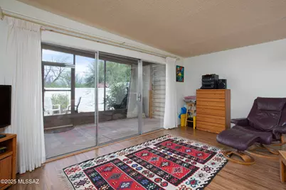 832 W Calle Del Regalo, Green Valley, AZ 85614 - Photo 10