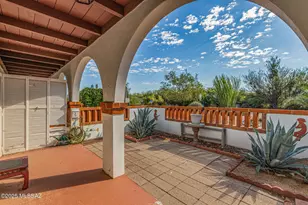 290 S Paseo Aguila, Green Valley, AZ 85614 - Photo 1
