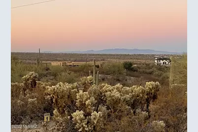 12000 Rincon Foothills Place #1, Tucson, AZ 85747 - Photo 2